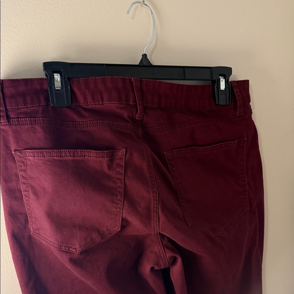 Women's Burgundy Jeans - Picture 3 of 5